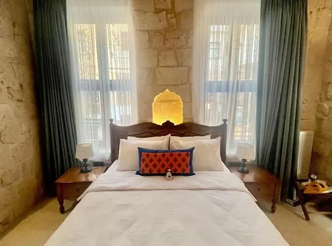 Hakki Bey Konagi * Savur